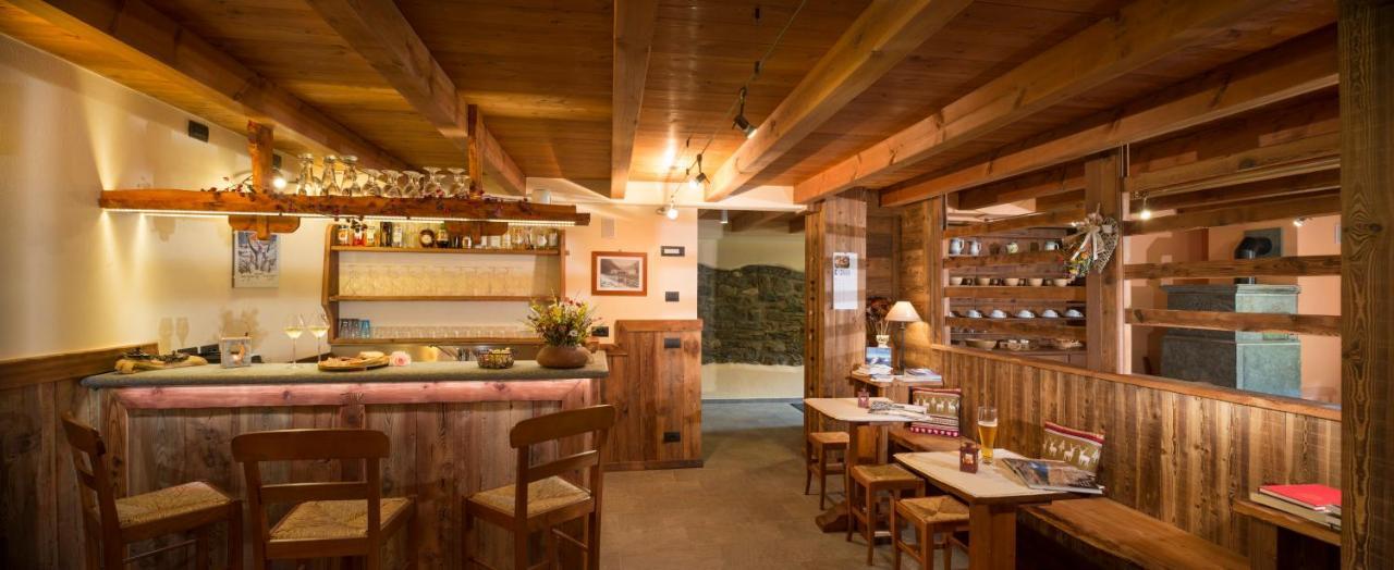 Dresalwoald Bed and Breakfast Gressoney-Saint-Jean Exteriör bild