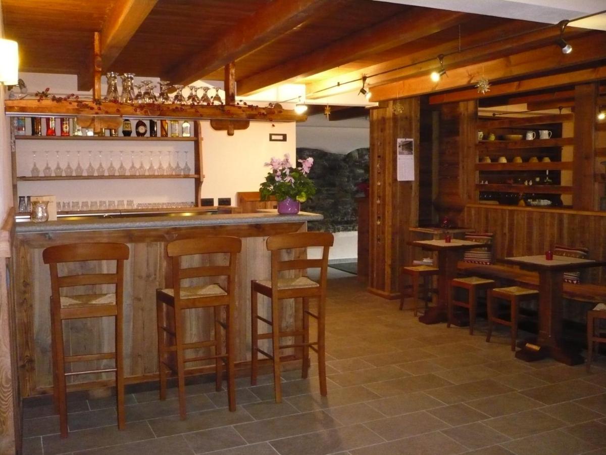 Dresalwoald Bed and Breakfast Gressoney-Saint-Jean Exteriör bild