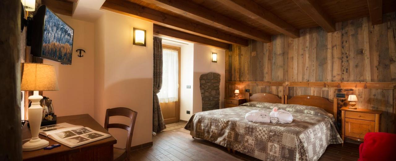 Dresalwoald Bed and Breakfast Gressoney-Saint-Jean Exteriör bild
